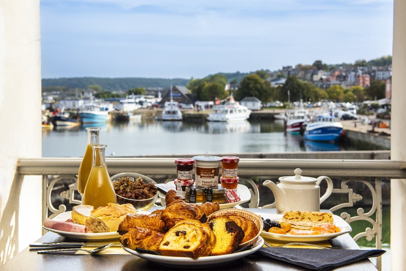 Petit Déjeuner - Honfleur