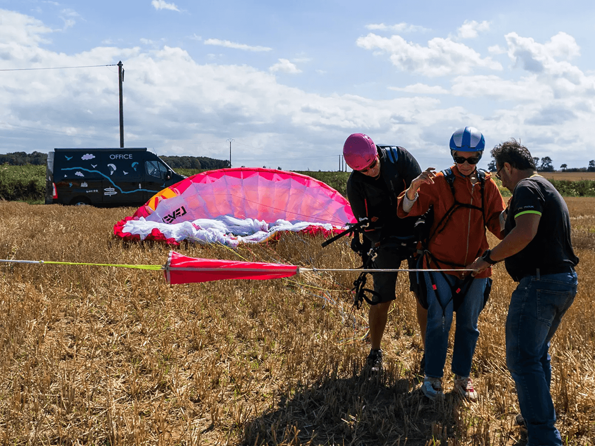 preparation-vol-bernieres-sur-mer-parapente
