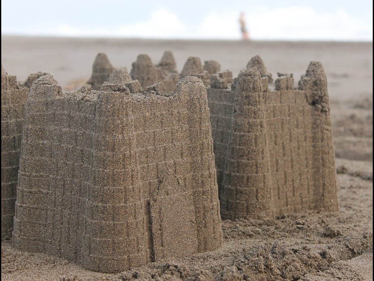 sandcastle-571044_1280 (1)