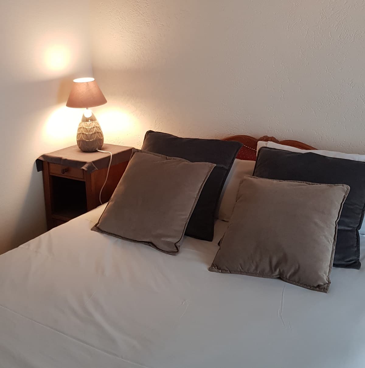 studio-saint-etienne-lit