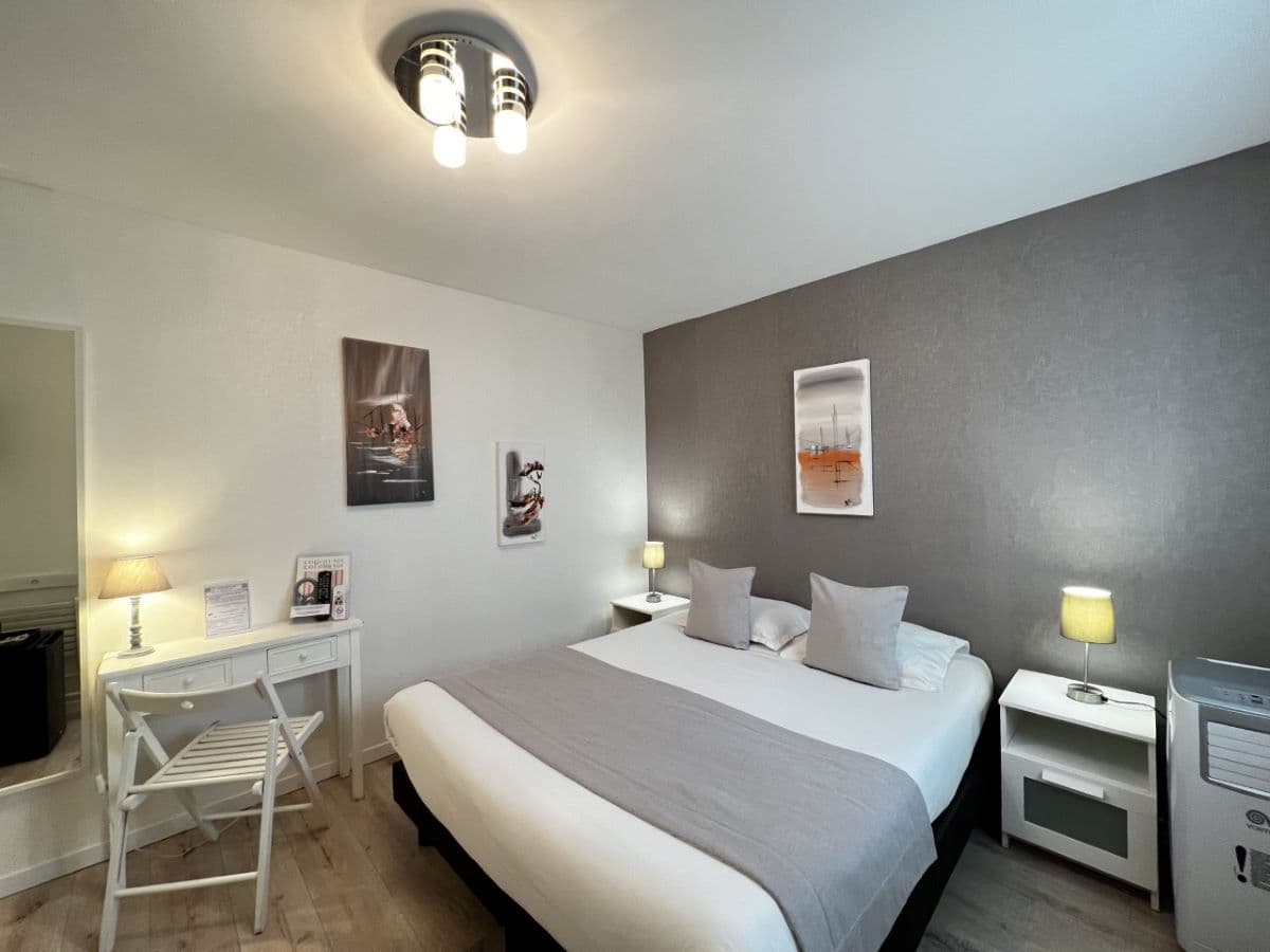 Chambre double sur le patio