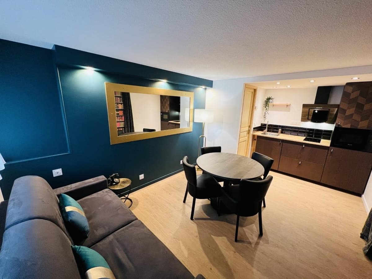 SUITE EXECUTIVE