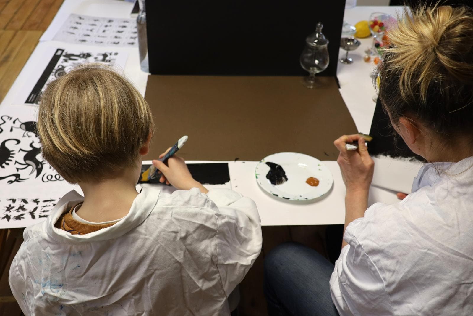 Visite-atelier famille de l'exposition Noctule Destrier
