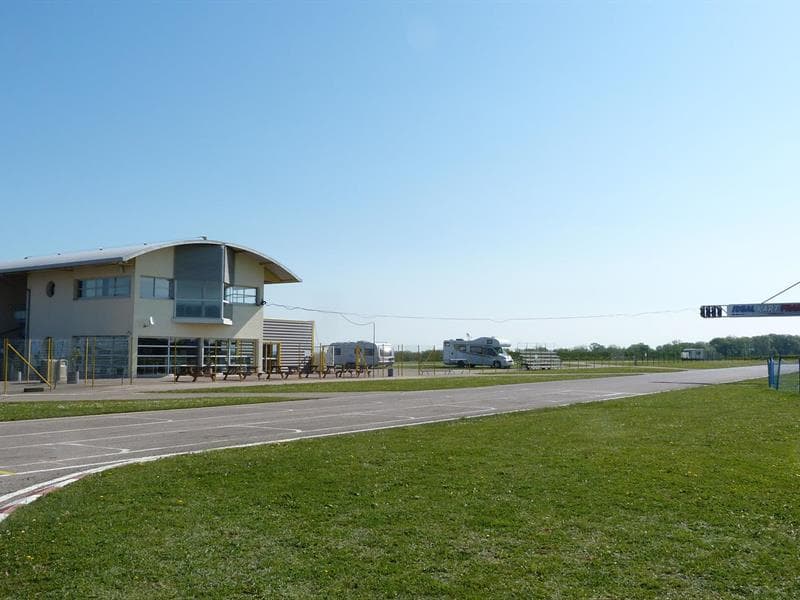 Idéal kart France - Piste de karting et supermotard