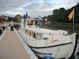 Halte fluviale