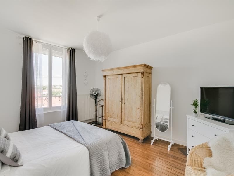 Maison de vacances qui s'y frotte s'y pique