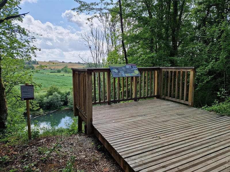 Massif forestier de Jeand'Heurs et ses sources karstiques