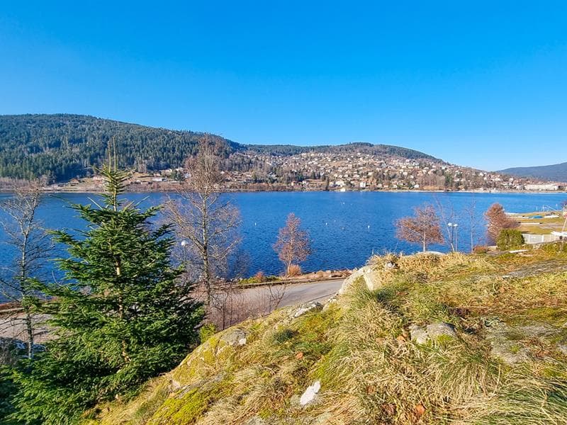 La roche du lac