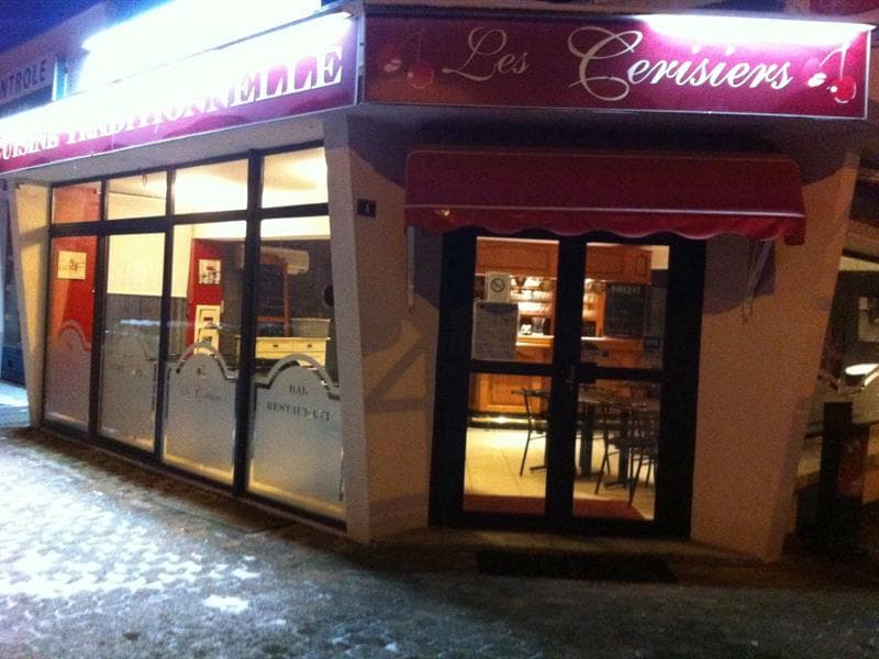 Bar restaurant les cerisiers