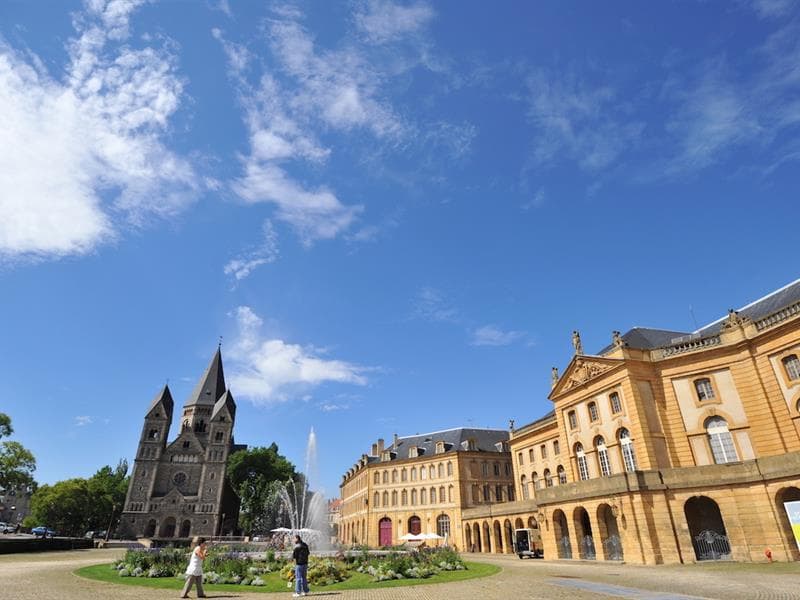 Visite guidée de Metz -De la cathédrale à la place de la comédie- visite bilingue français/allemand