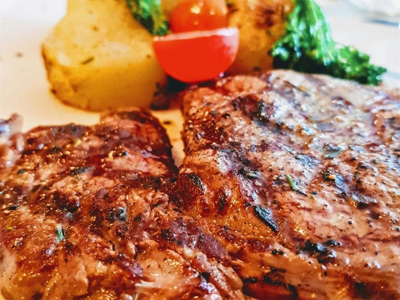 Restaurant Best House Grill