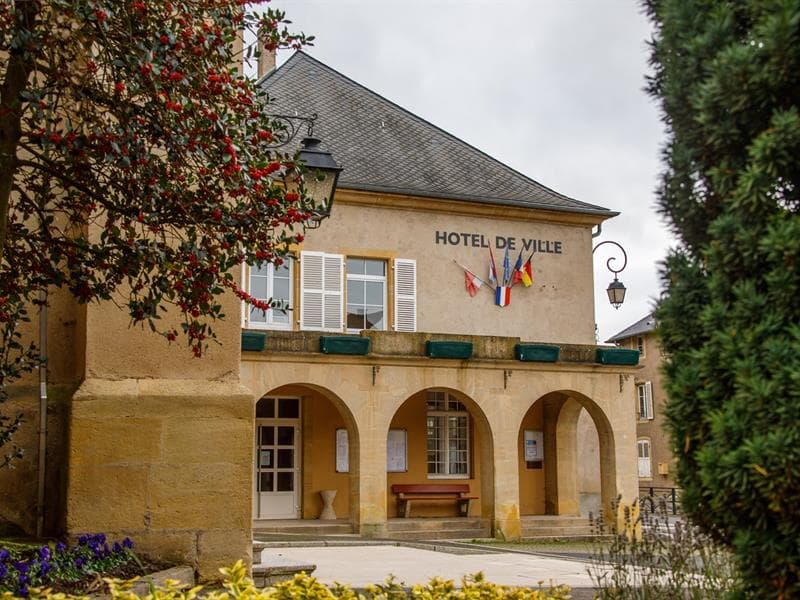 Commune de Manom