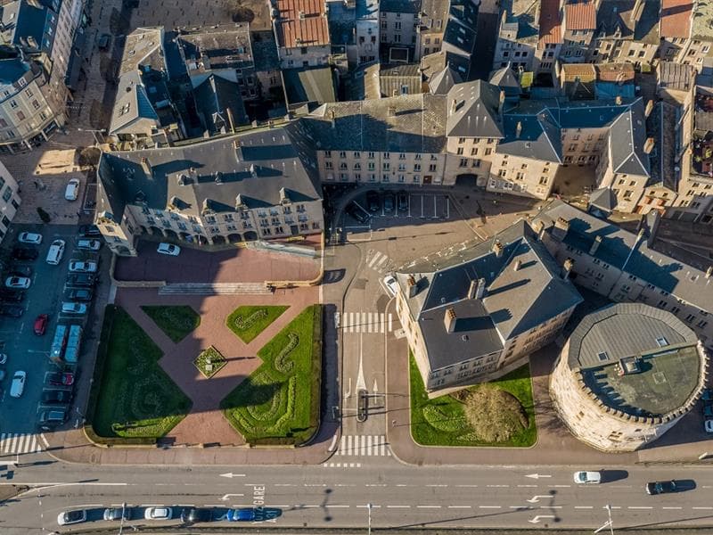 Cour du Château