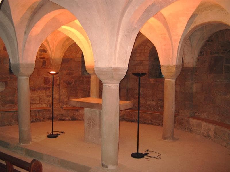 La crypte de l'église Saint-Pierre