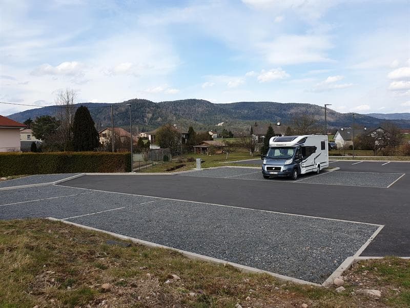 Aire de stationnement camping-cars - Dommartin les Remiremont