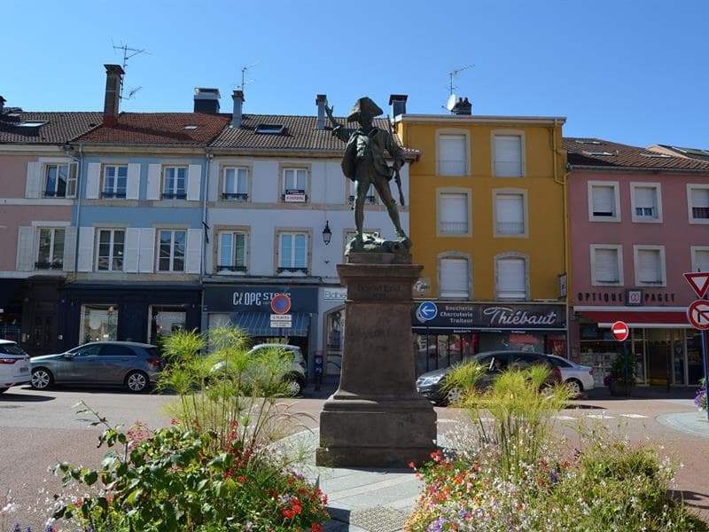 La statue du Volontaire