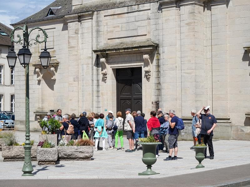 Guide conférencière Thiriet Régine