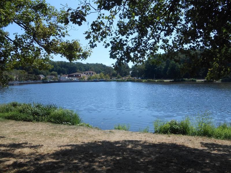 Aires de pique-nique du lac de Creutzwald