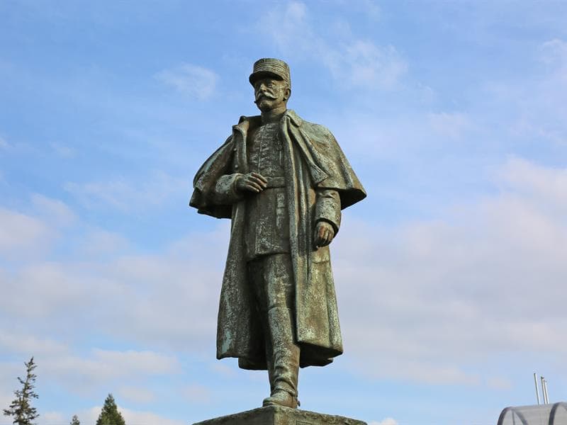 Monument au Général Sarrail