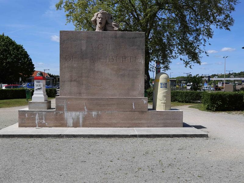 Monument - borne Voie Sacrée