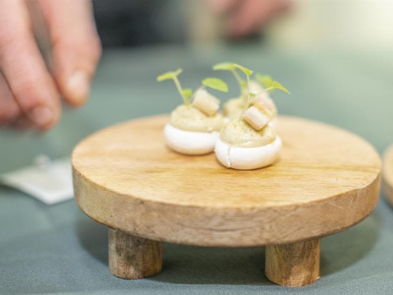 Restaurant table urbaine Logan Laug
