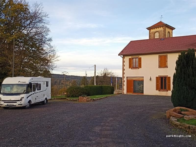 Aire de stationnement camping-car
