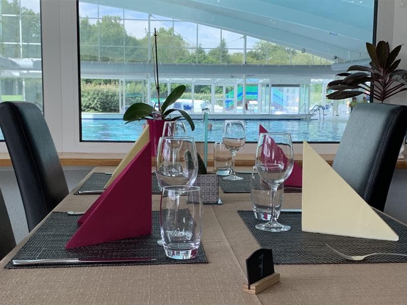 Restaurant de la piscine chez leon