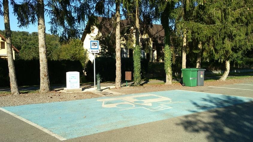 Aire d'accueil de camping-cars