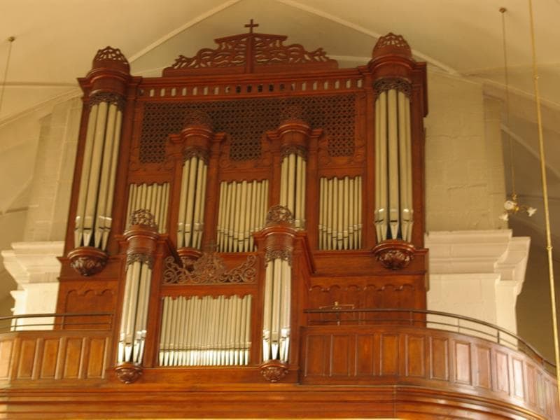 L'orgue Stiehr Frères de l'église paroissiale Saint-Michel