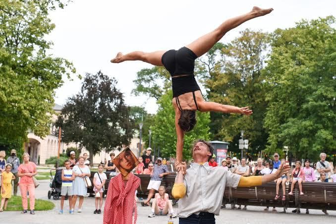 Cirk'en rue : Rococo