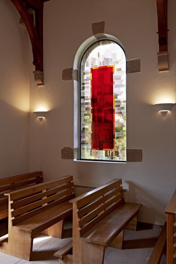 Les vitraux de la chapelle de Champenay