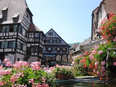 Place du Marché à Dambach-la-Ville