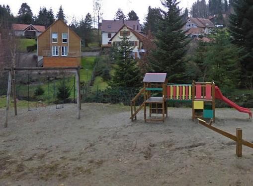 Aire de jeux de l'école - Le Hohwald