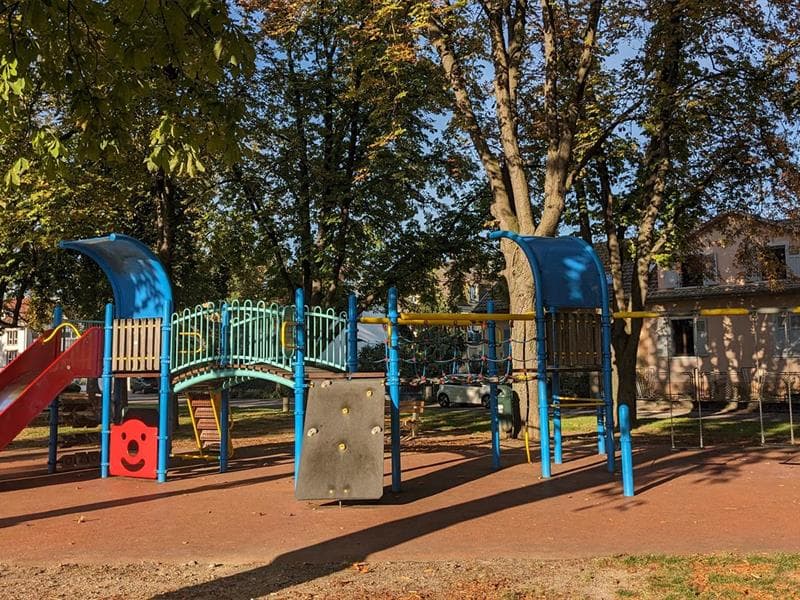 Aire de jeux de l'Allée des Humanistes