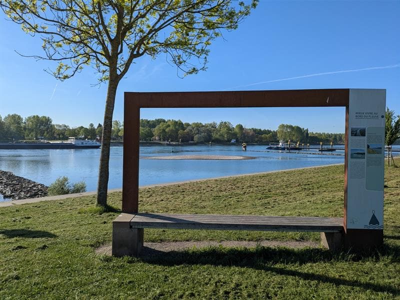 Aire de repos - les gradins du Rhin