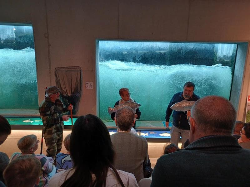 Théâtre à la Passe à poissons: "La Fable du saumon et du pêcheur"