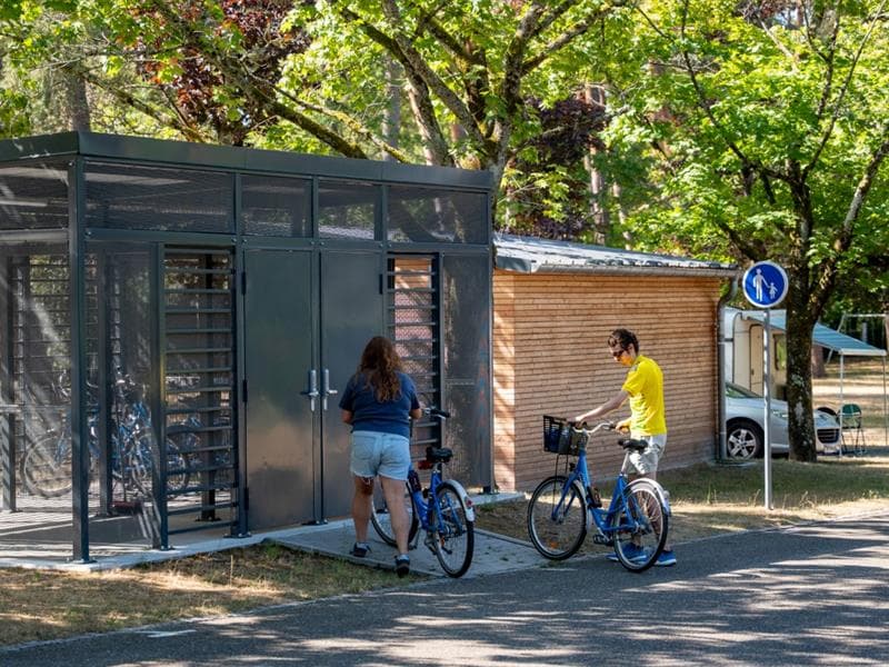 Camping Les Pins