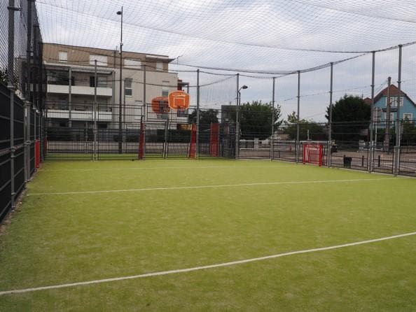 Hat-trick - Gare