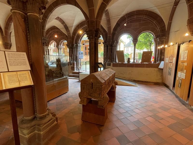 Exposition estivale à la Salle du Chapitre