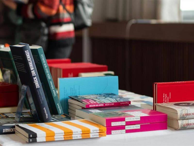 Lauw en Livres