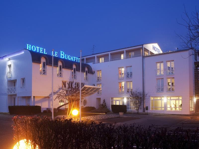 Vue extérieure de l'hôtel Le Bugatti à Molsheim, photo opendata