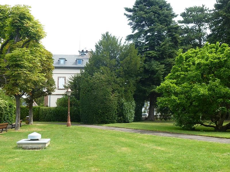 Square du réservoir