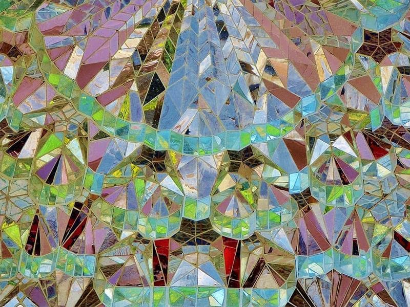 Cristal et mosaïque