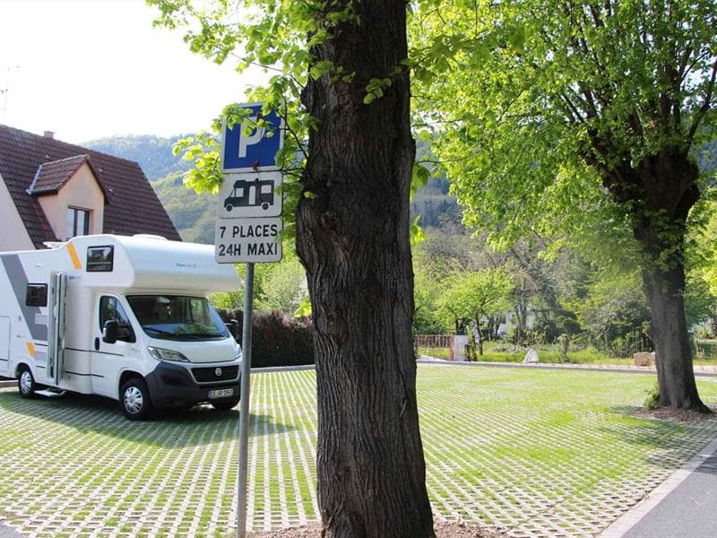 Aire de service pour camping-cars