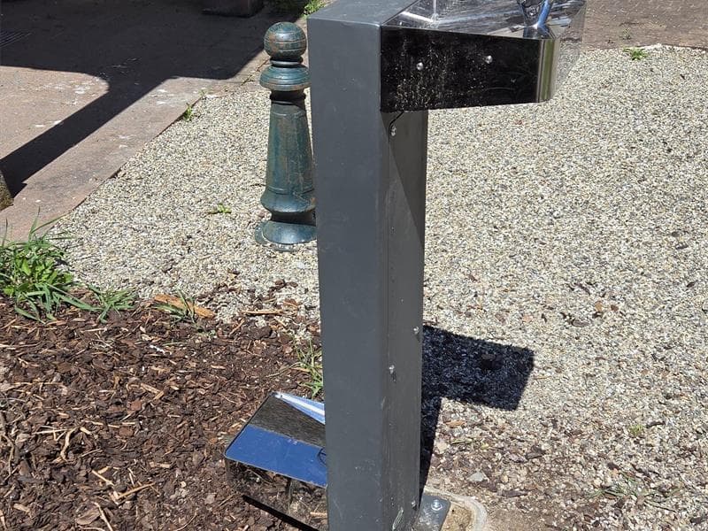Borne à eau potable