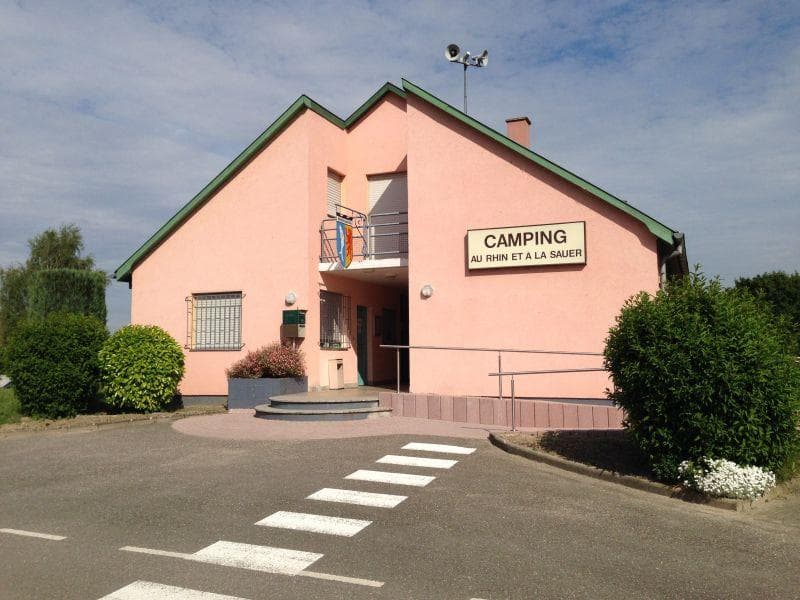 Camping au Rhin et à la Sauer