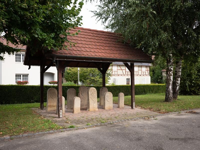 Château du bas et retable du XVIème siècle