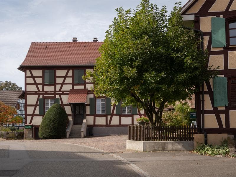 Maisons anciennes et cœur de village