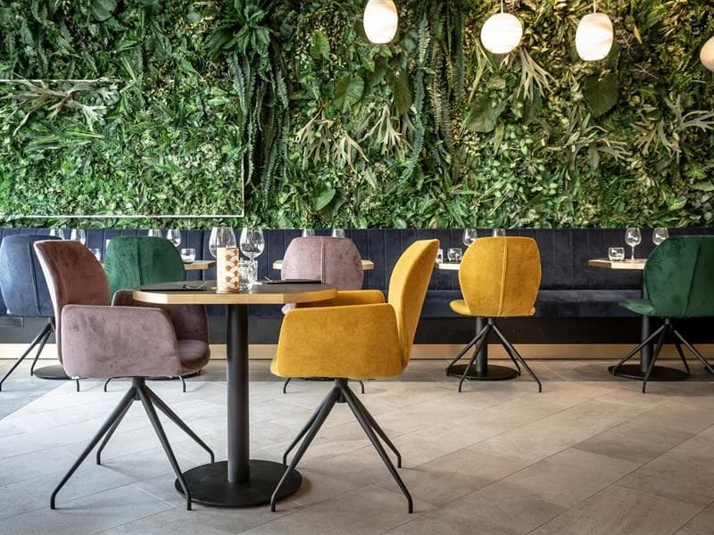The Garden's Lounge Bar & Restaurant