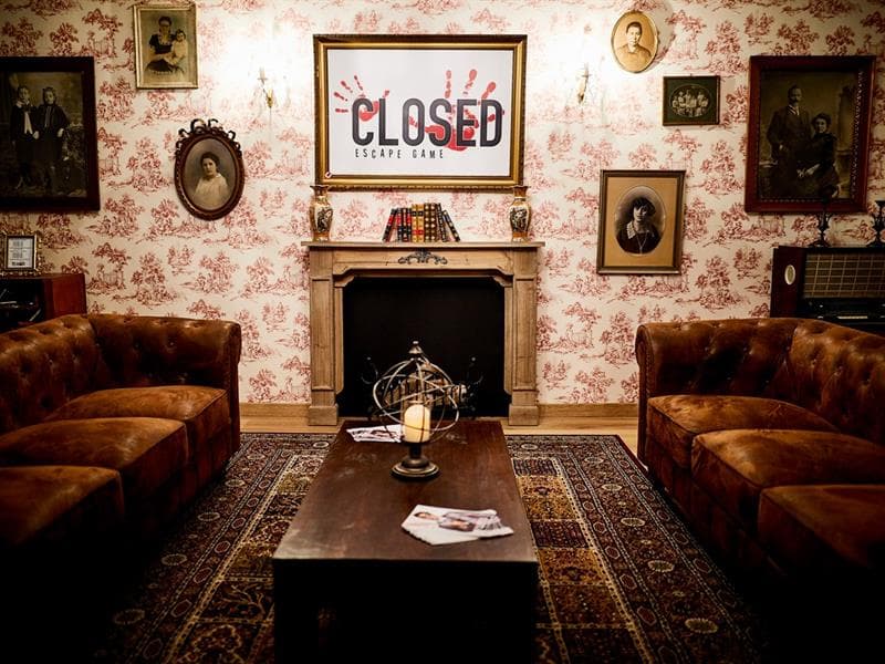 Closed Escape Game